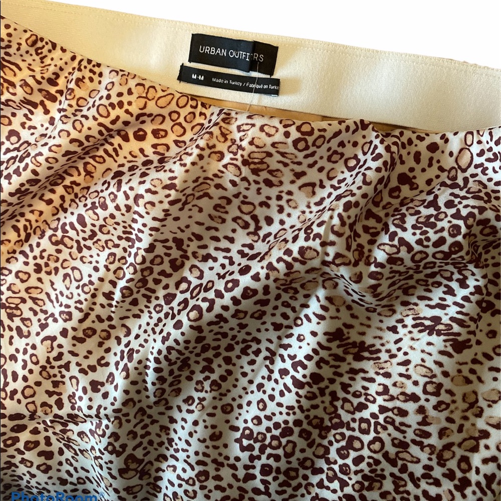 NWT Uban Outfitters Polyester Skirt Size M